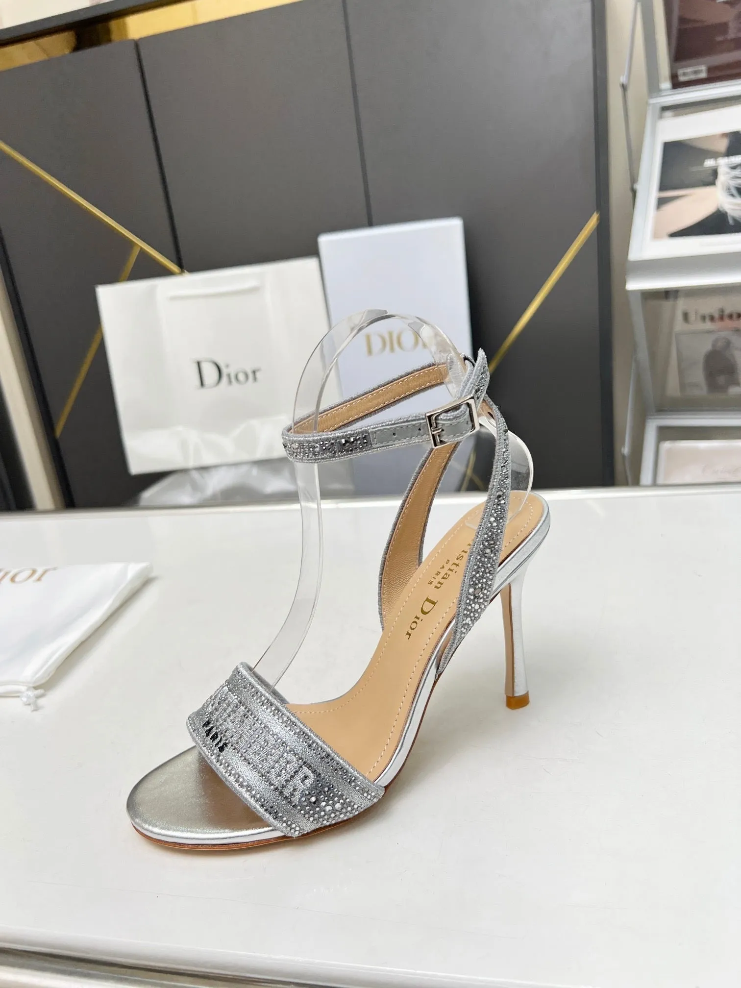 SE1106 DR Dway Heeled Sandal /  Size5-10