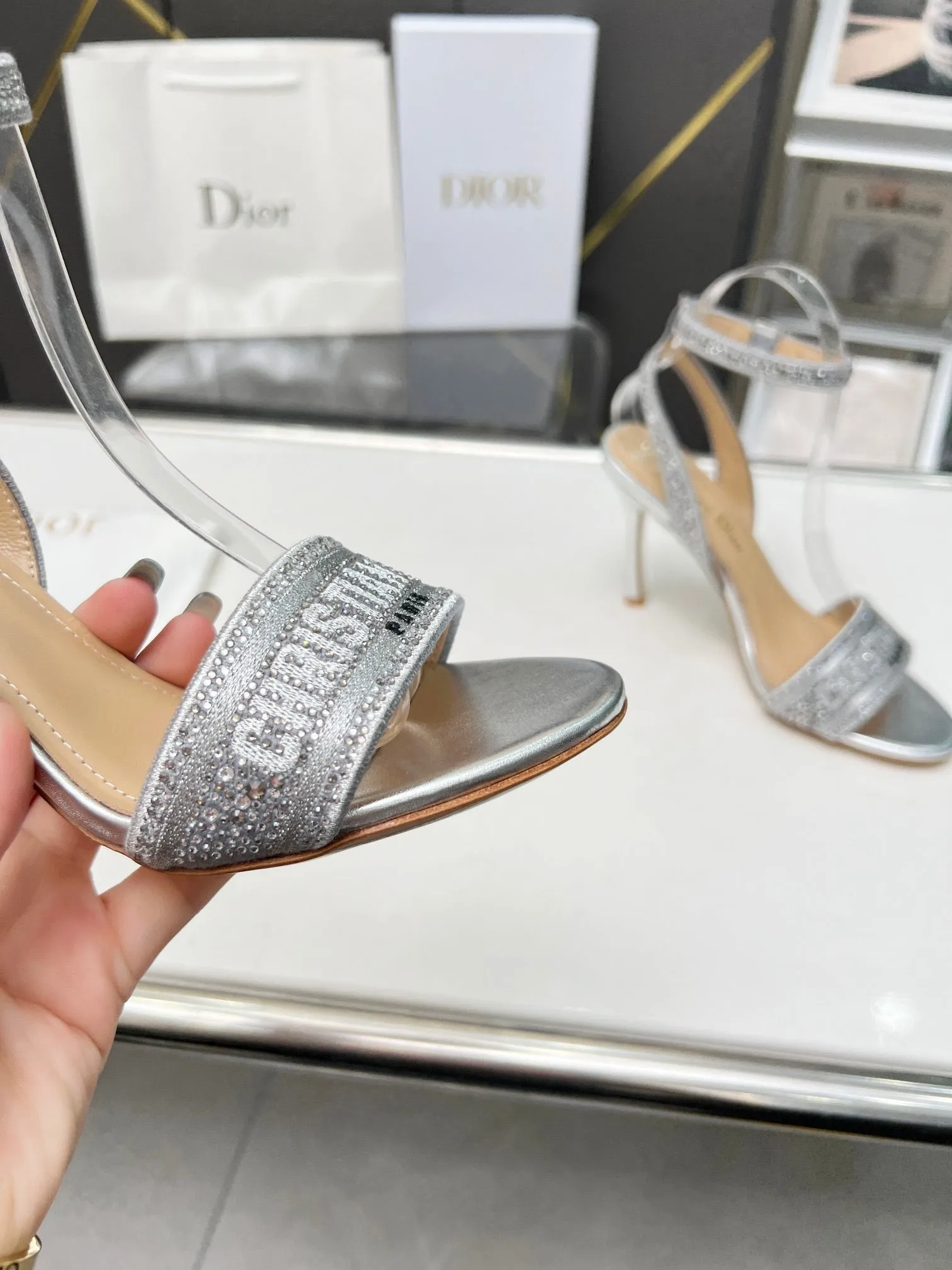 SE1106 DR Dway Heeled Sandal /  Size5-10