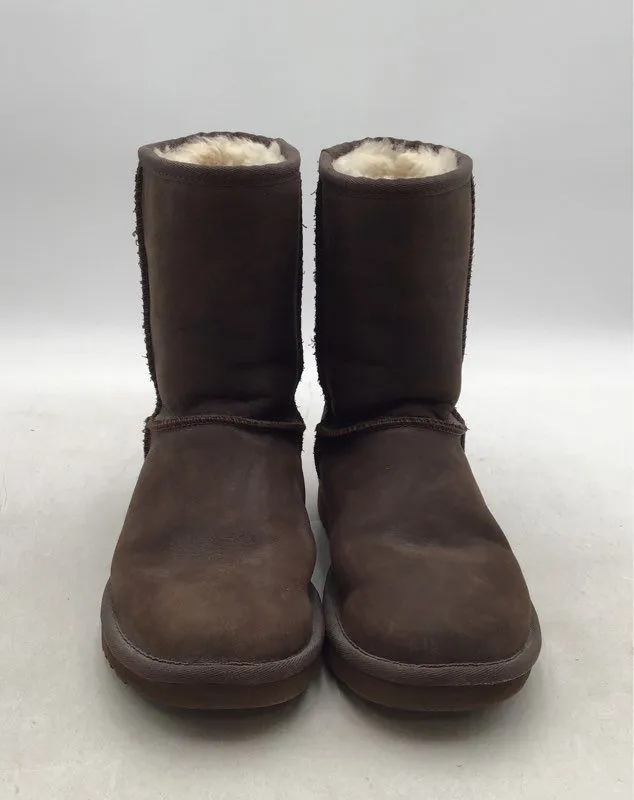 UGG Women's Classic Short II 10056093 Brown Mid-Calf Snow Boots - Size 9